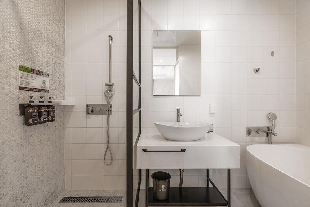 Spa, Deluxe، February Hotel Dongseongro 6/10