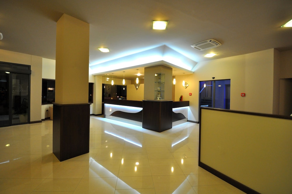 Hotel Fontana 9/65