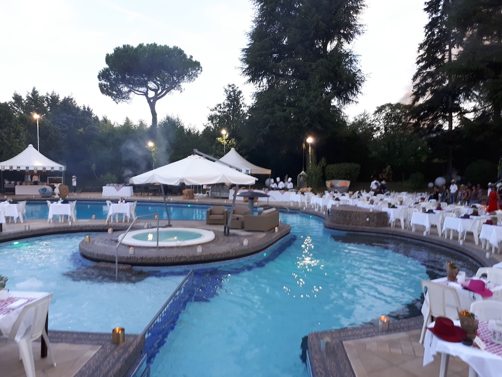 Hotel Mioni Royal San 7/72