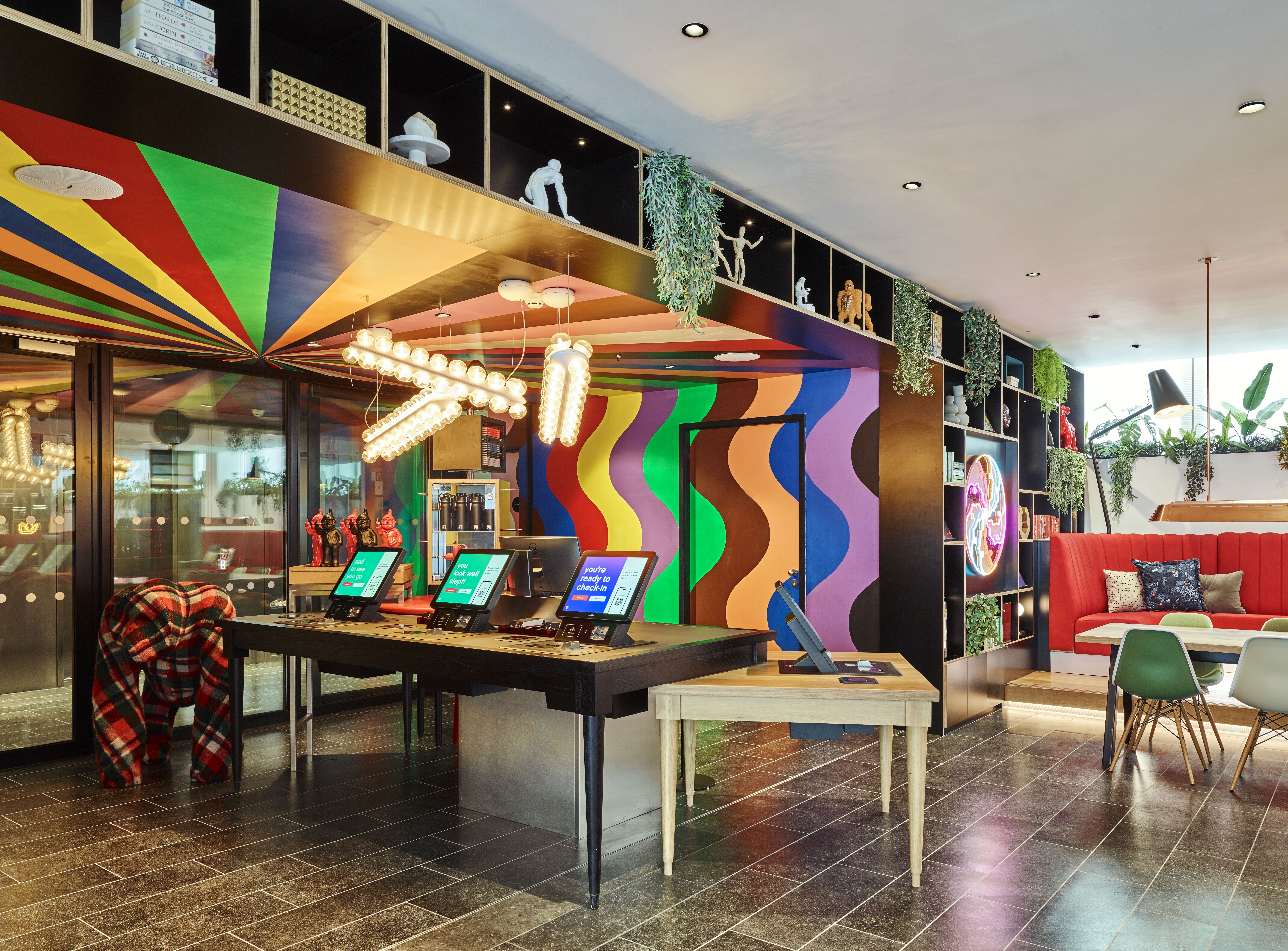 citizenM London Victoria Station 17/23