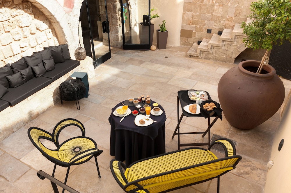 Allegory Boutique Hotel 86/100