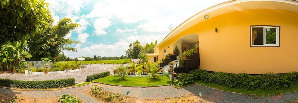 Nok Resort & Hotel 45/50