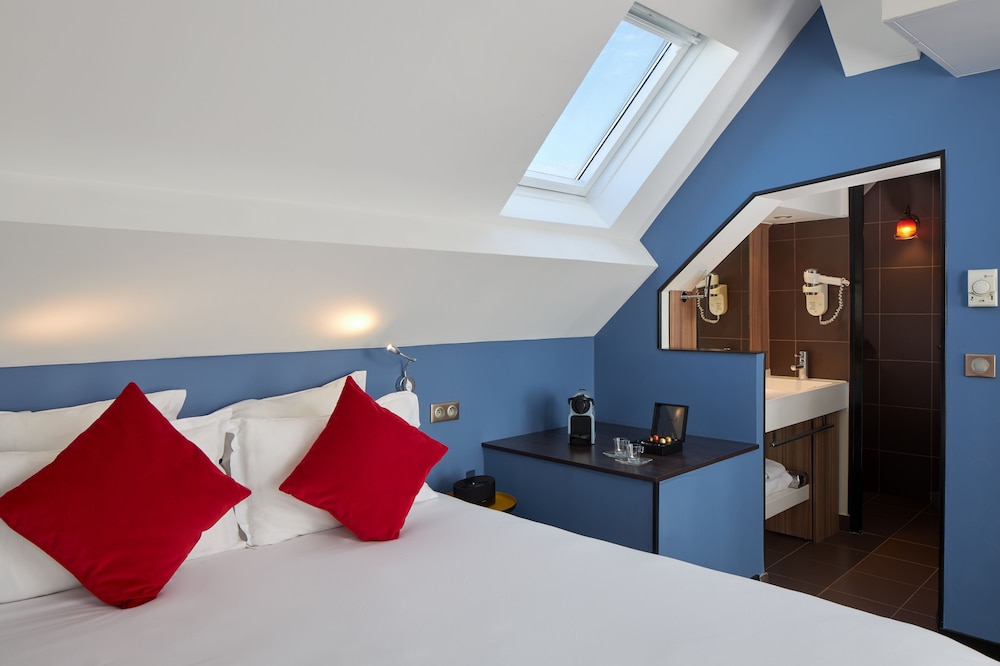 PRESTIGE, SUITE, QUEEN BED