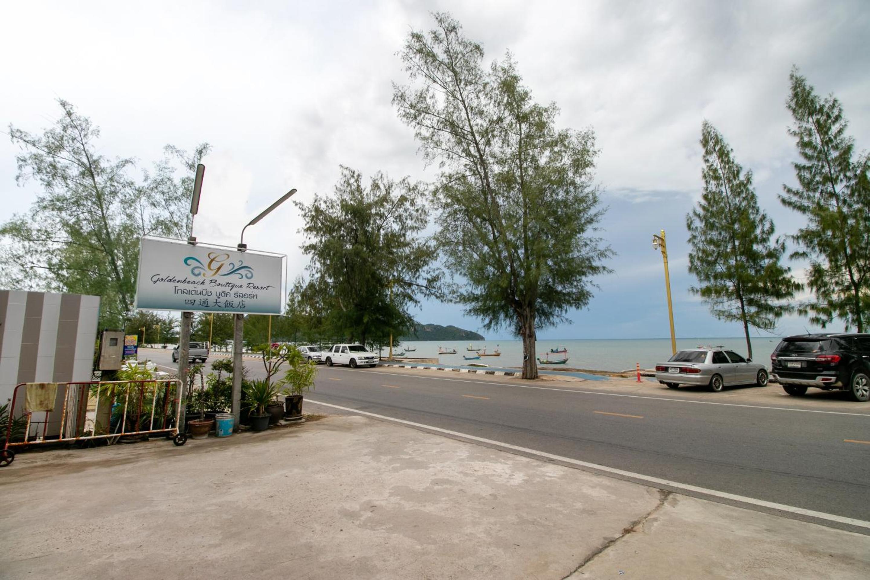 Goldenbeach Boutique Resort 59/68