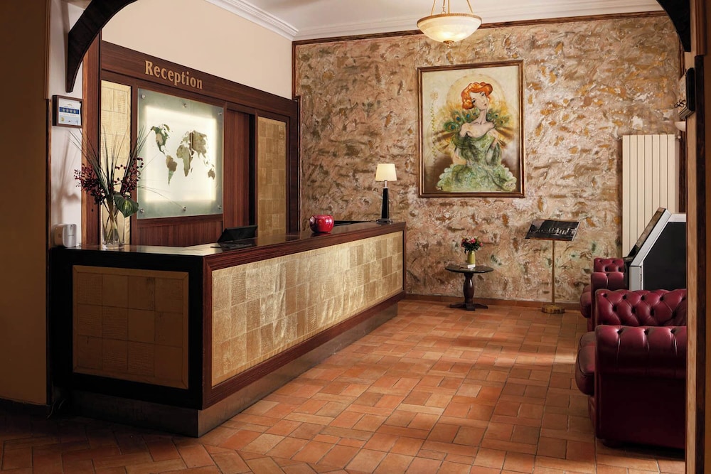 Hotel Praga 1 10/44