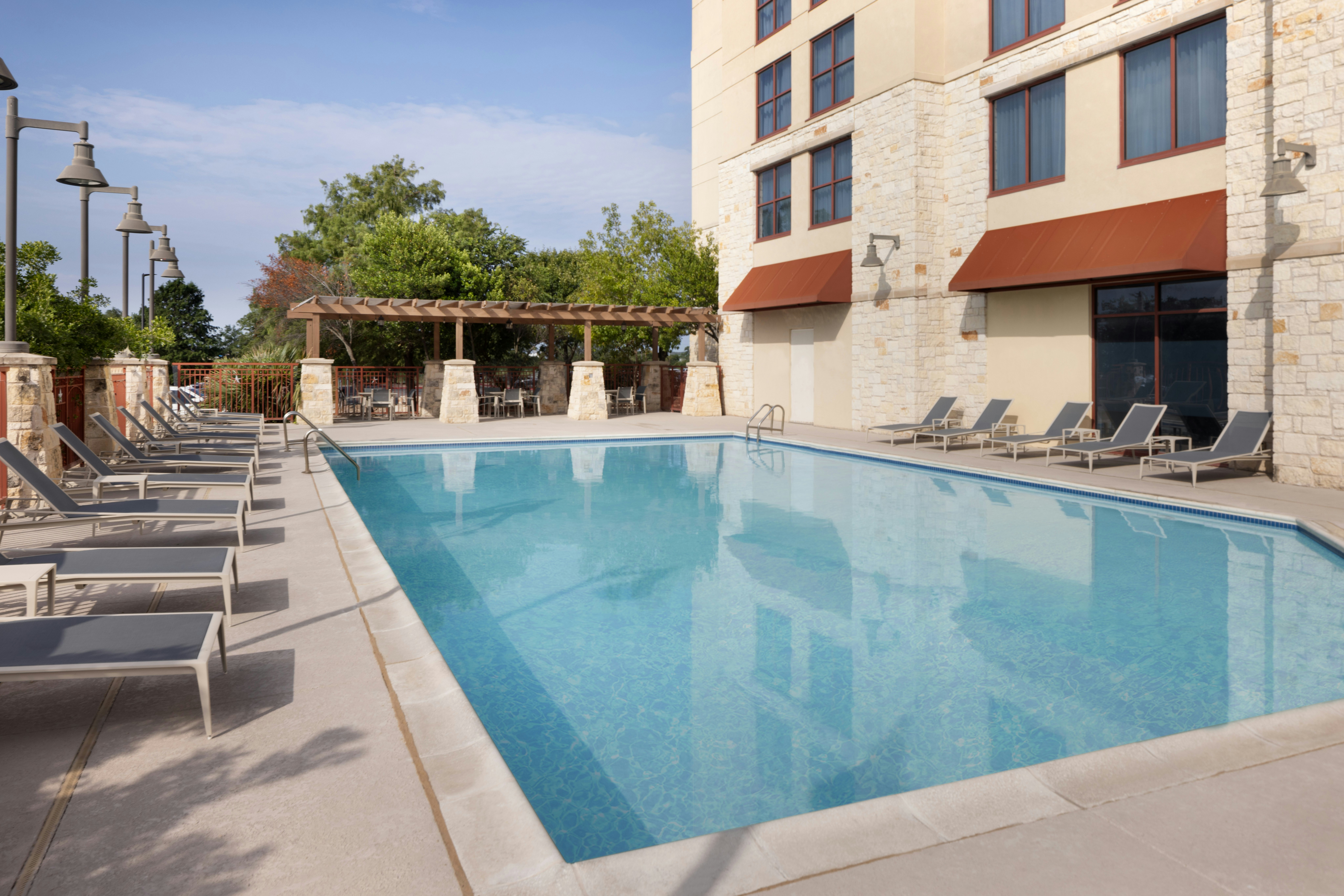Embassy Suites by Hilton San Marcos Conference Center 30/76