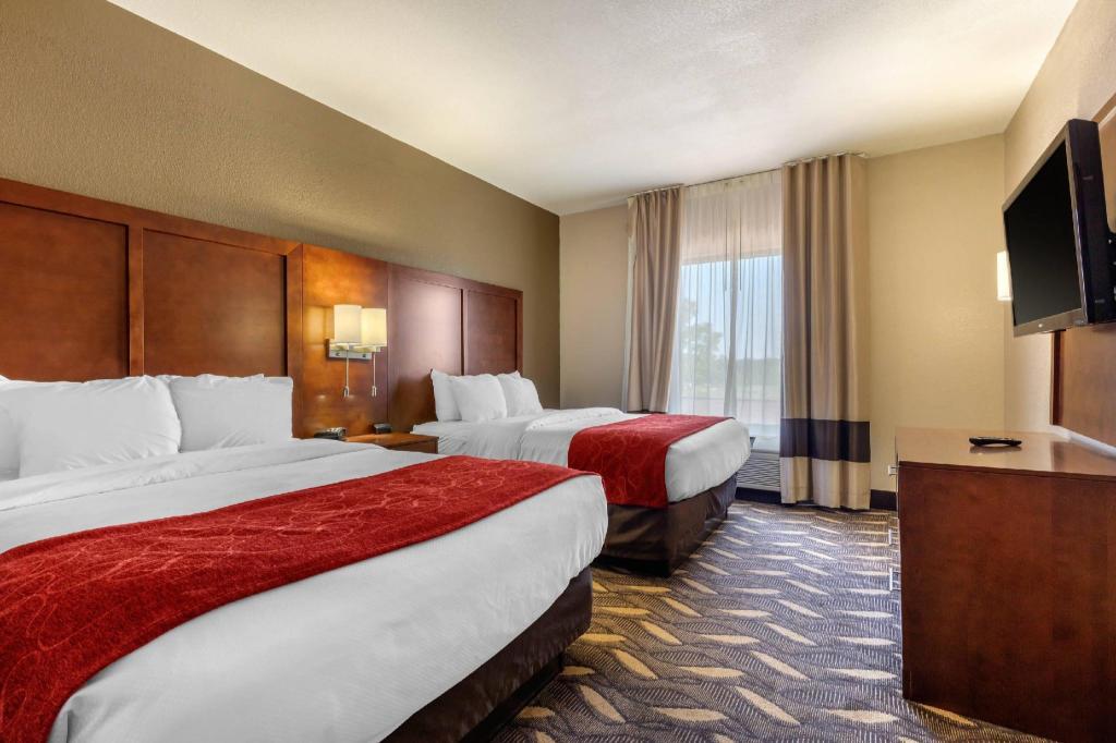 Upgrade, Suite, 2 Queen Beds