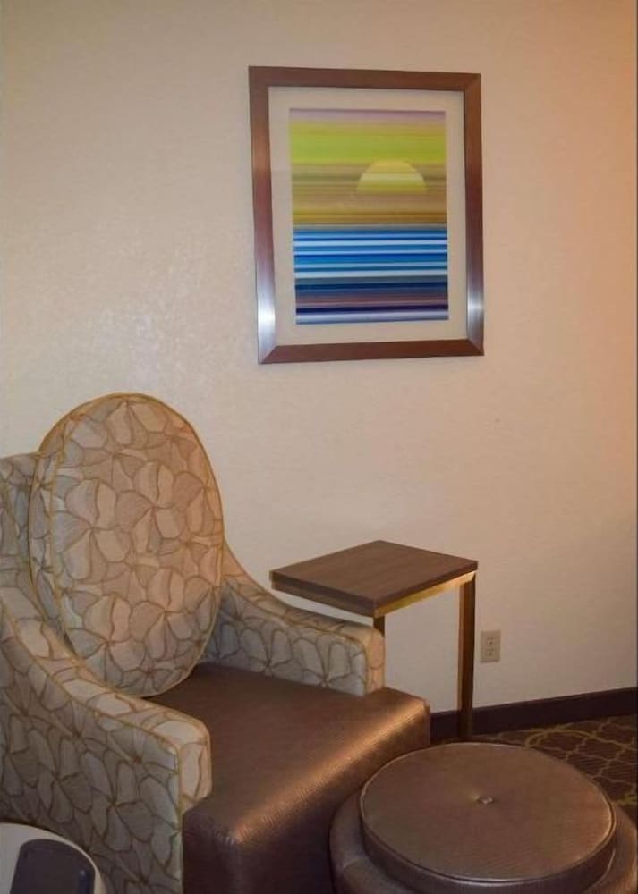Best Western West Hills Inn Chadron 22/33