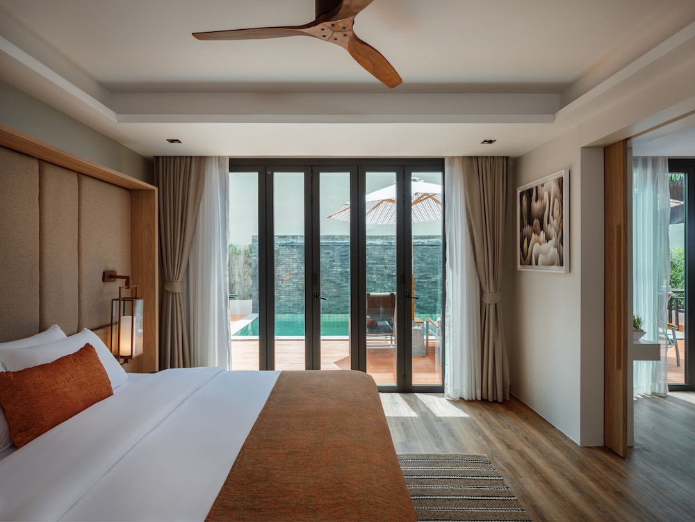 2 BEDROOMS, DUPLEX, POOL, VILLA