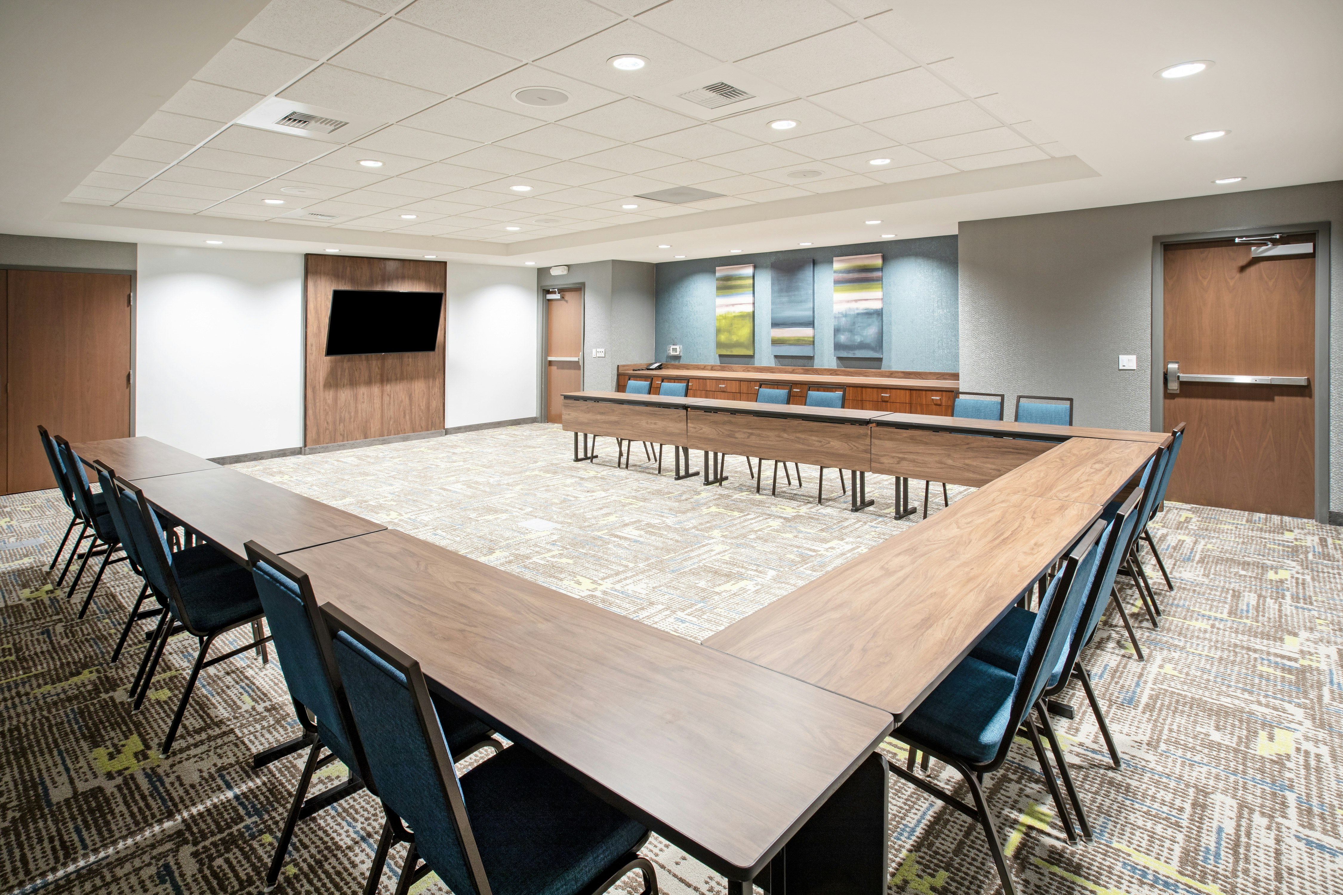 Hampton Inn and Suites Watsonville CA 9/13