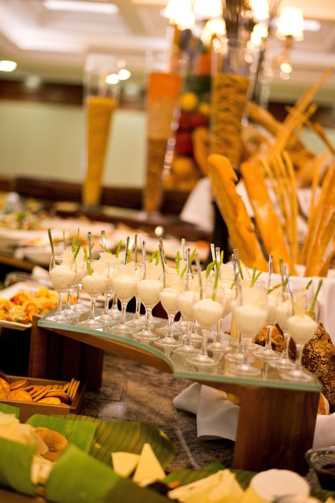 Warwick Doha Hotel 25/59