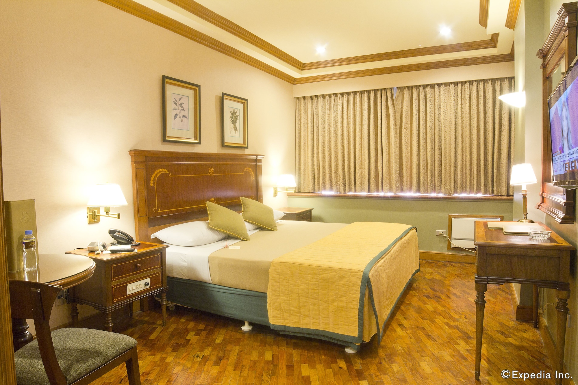 غرفة سوبيريور بسرير كينج، Herald Suites 3/10