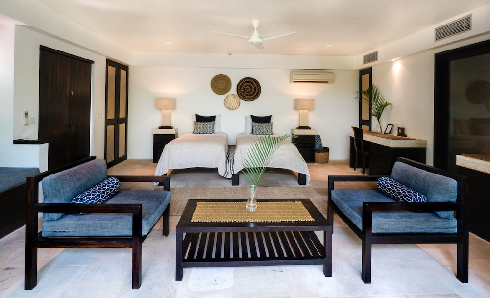 Batu Karang Lembongan Resort and Spa 64/85
