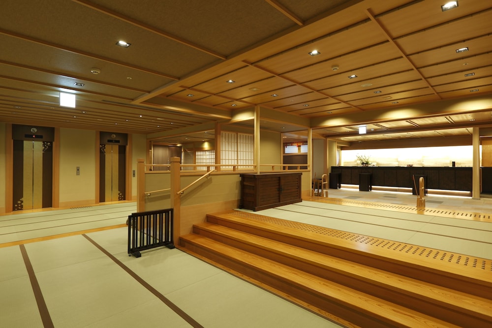 Kyoto Arashiyama Onsen Kadensho 6/29