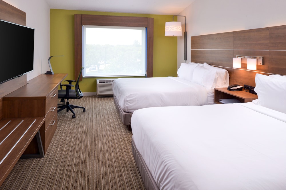 Holiday Inn Express And Suites Omaha 120th And Maple 18/56