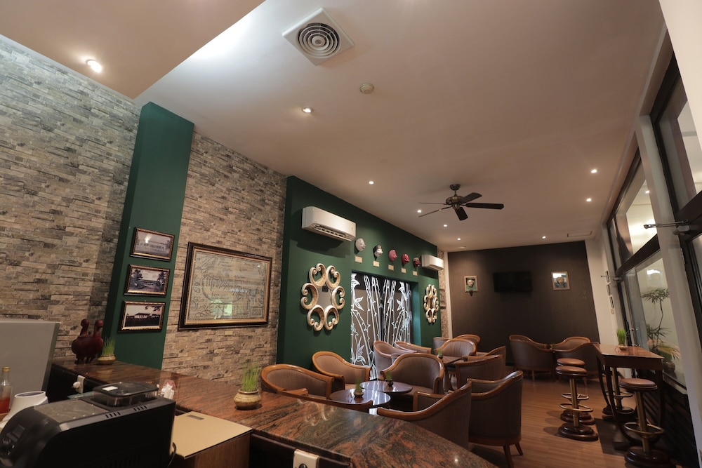 Hotel Santika Cirebon 14/28