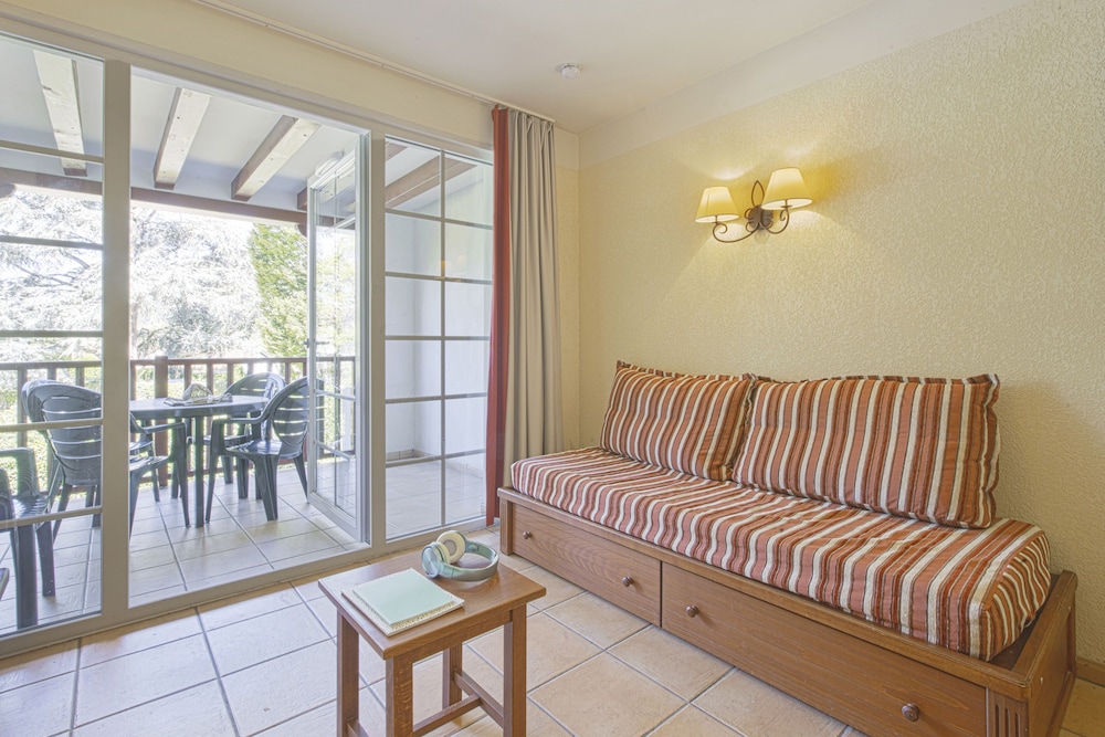Residence Pierre & Vacances Le Parc D arradoy 17/50