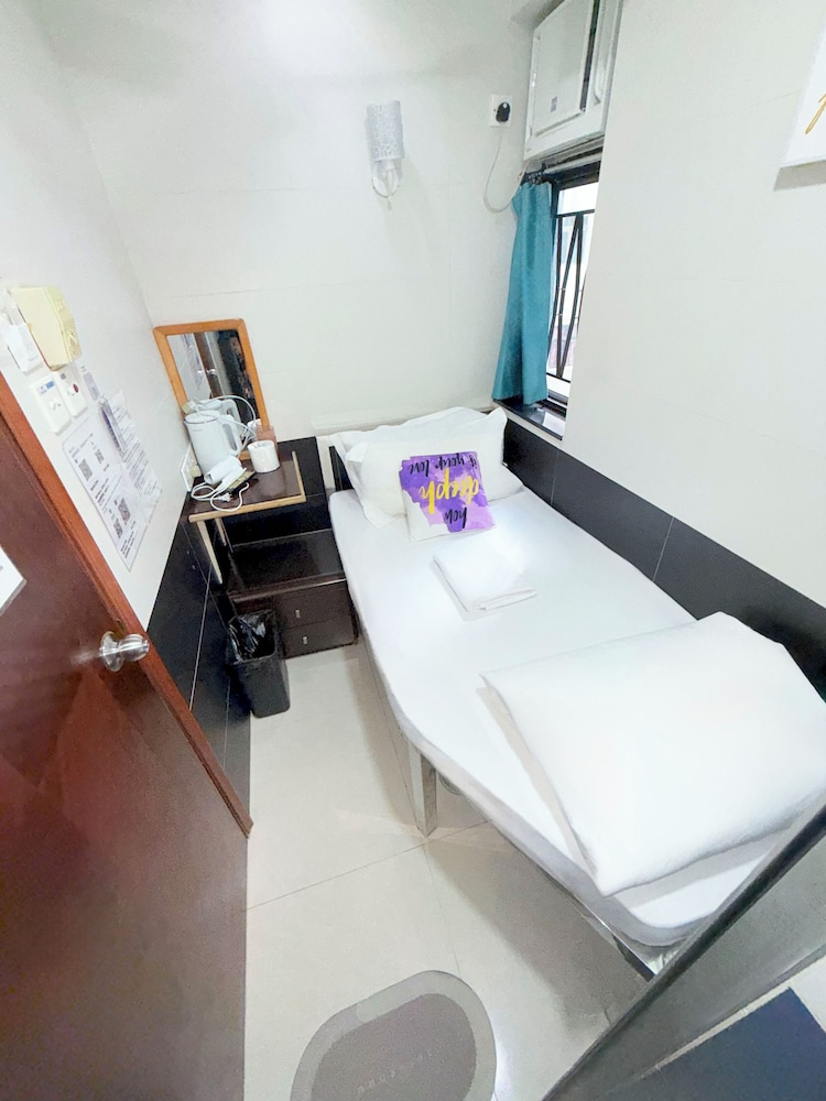 Apple Hostel 28/50
