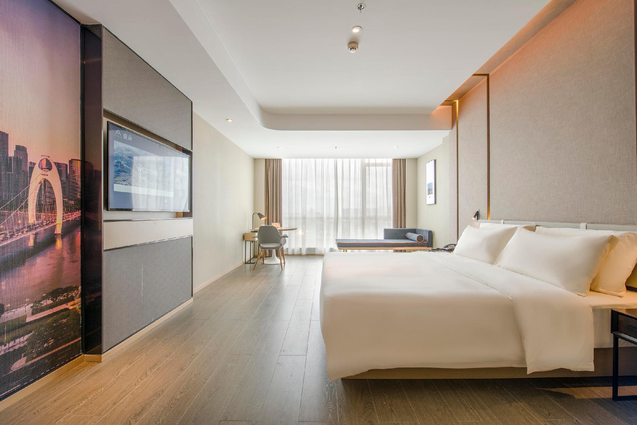 Guangzhou Huadu Square Atour Hotel 8/25