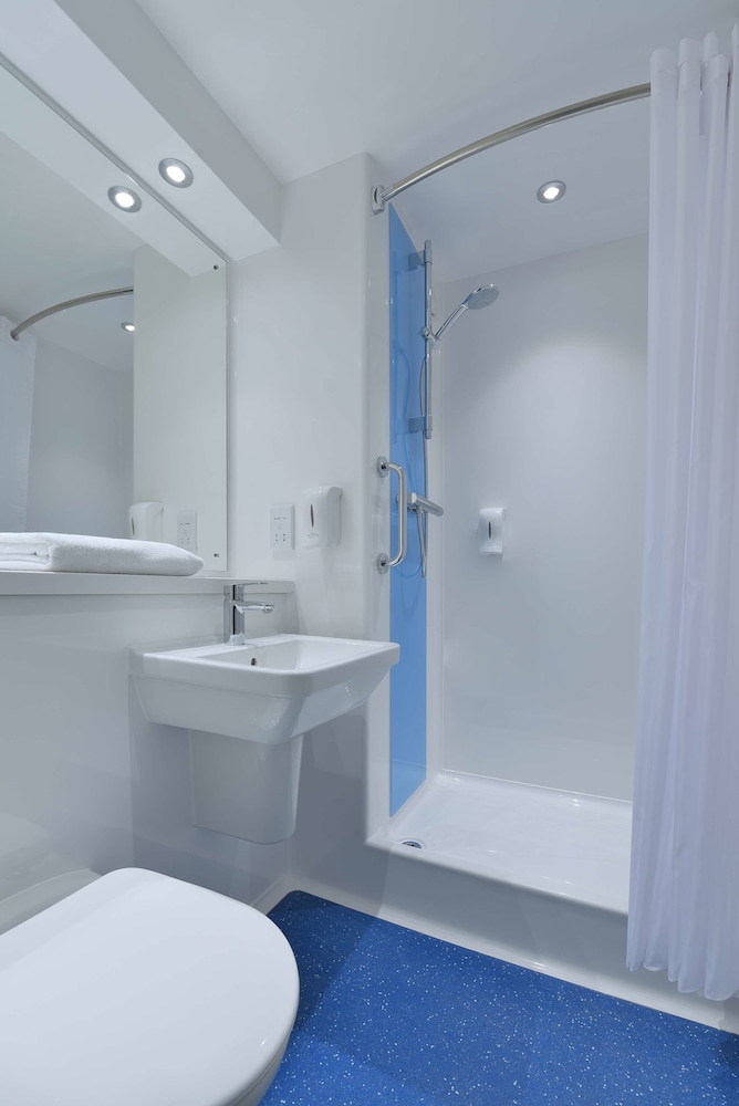Travelodge Waterford 14/49