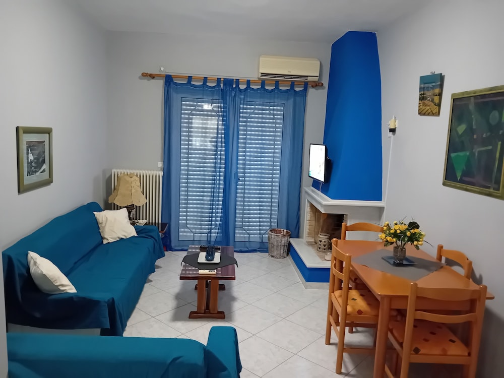 White Villa 23/50
