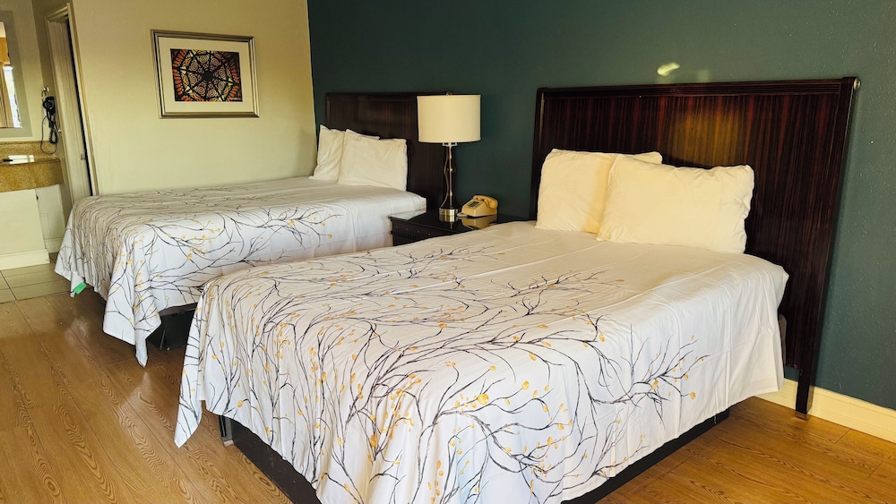 Monte Carlo Inn - Near Disney 27/50