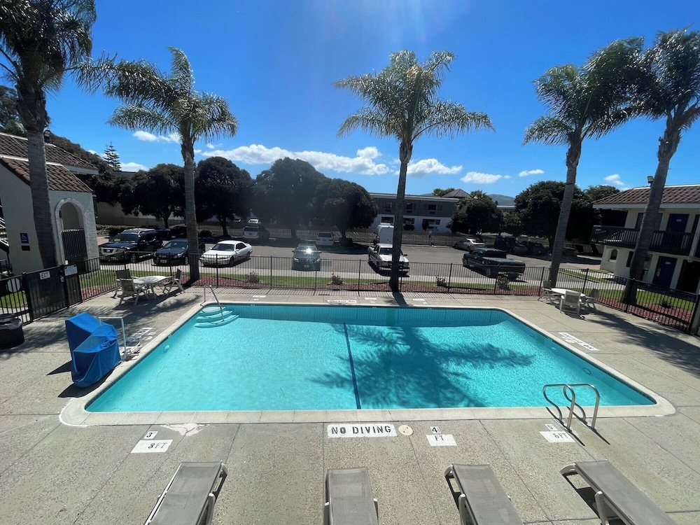 Motel6 Lompoc, CA 36/42