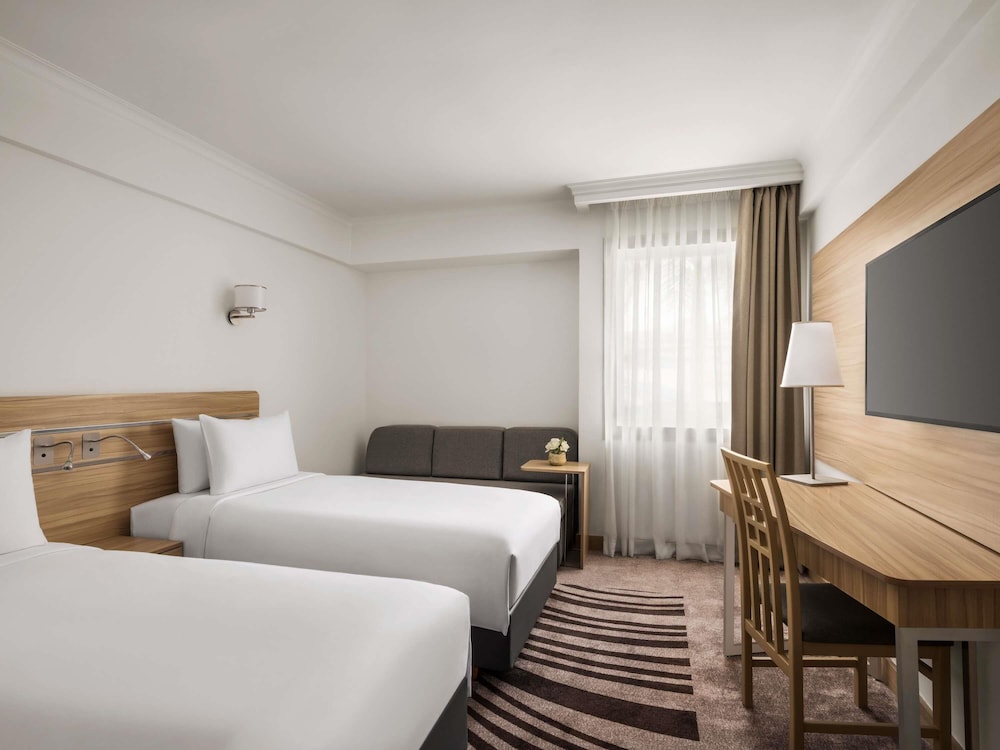 غرفة سوبيريور بسريرين منفصلين، Novotel Cairo Airport 2/10