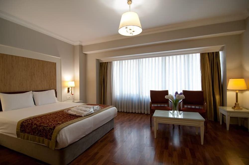 Taksim Metropark Hotel 17/50