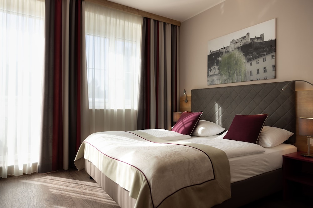 Hotel Max 70 10/50