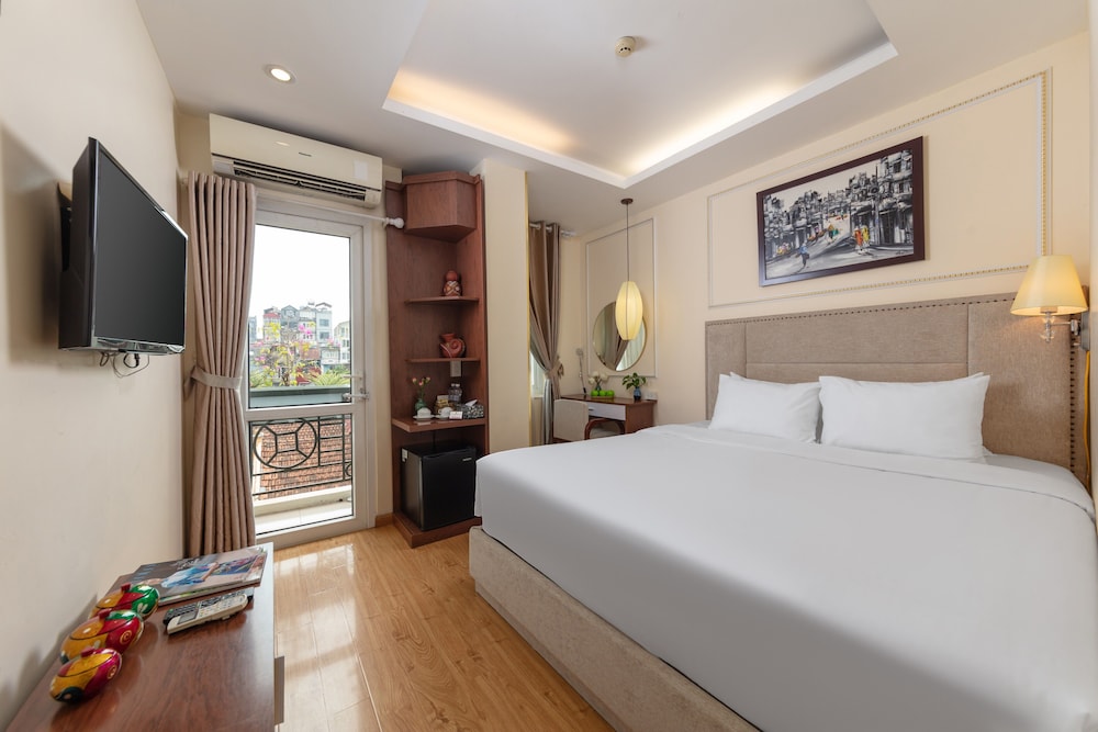 Golden Legend Hotel 5/34