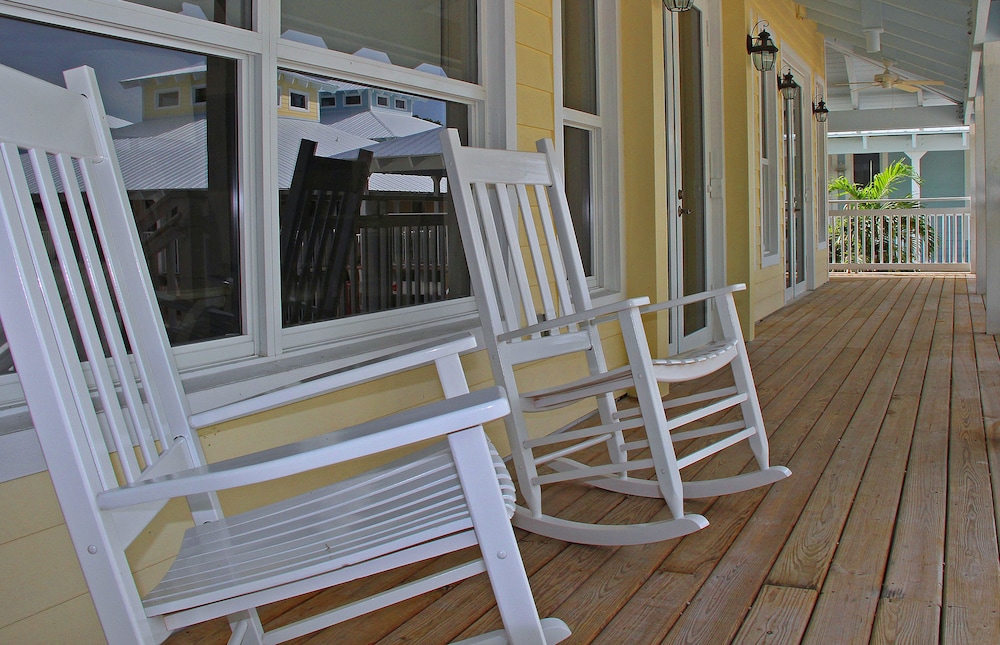 Dolphin Point Villas 38/50