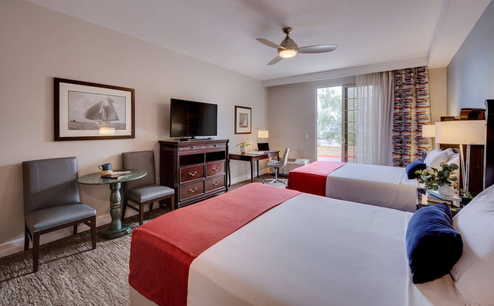 Ayres Suites Mission Viejo 17/49