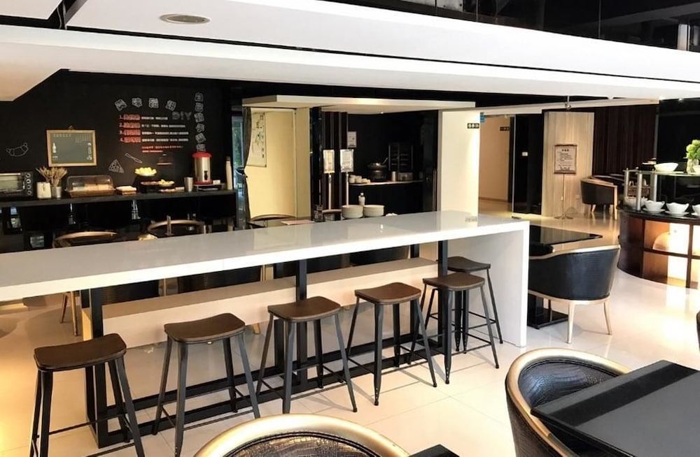JBG Hot Spring Resort Hotel 49/64