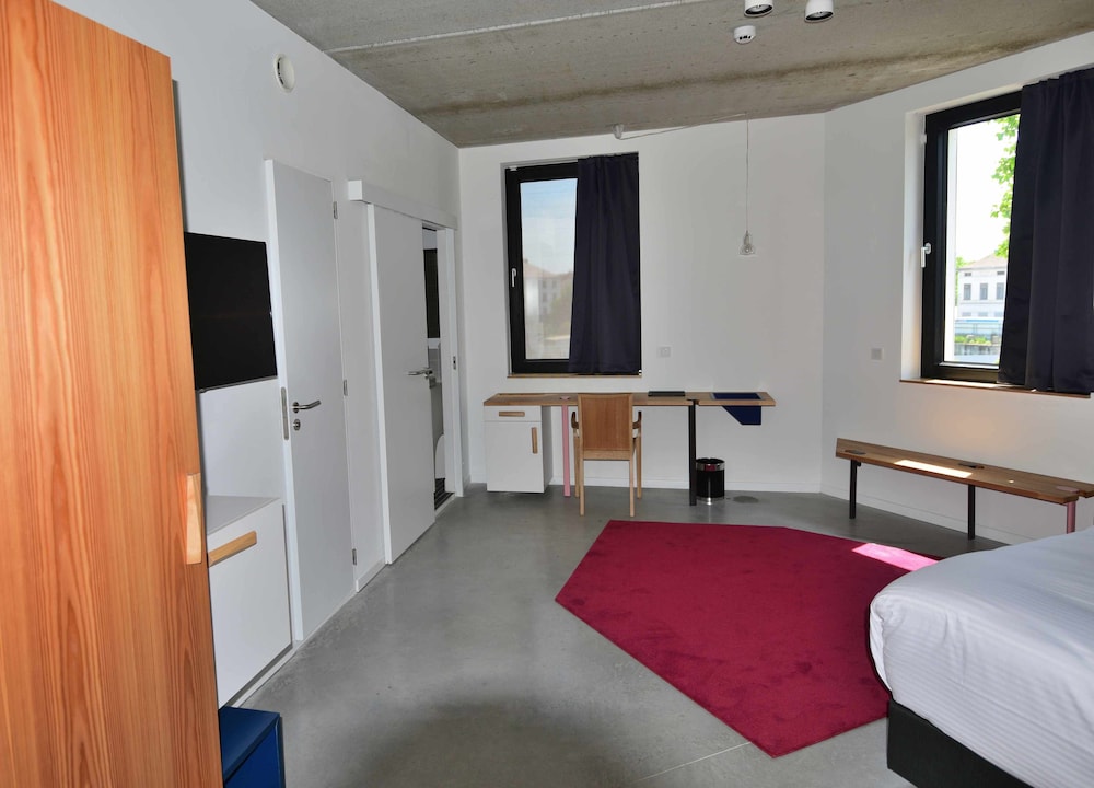 Belvue Hotel 15/50