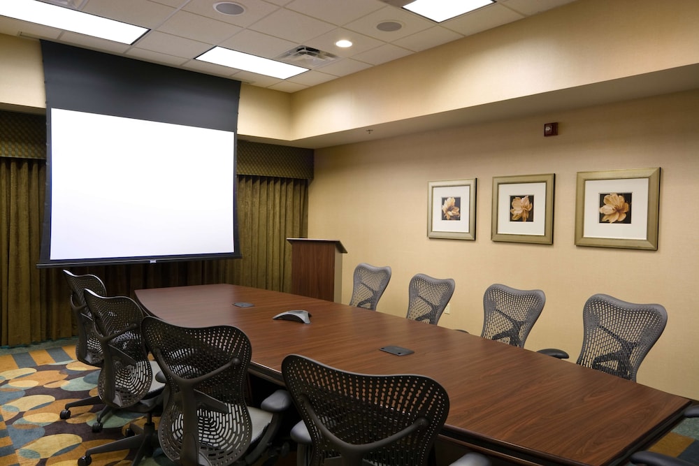 Hilton Garden Inn Mankato Downtown 35/36
