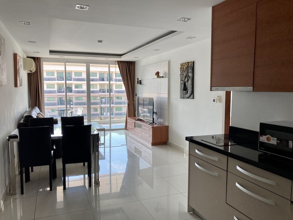 Hyde Park Residence By Pattaya Sunny Rentals 15/23