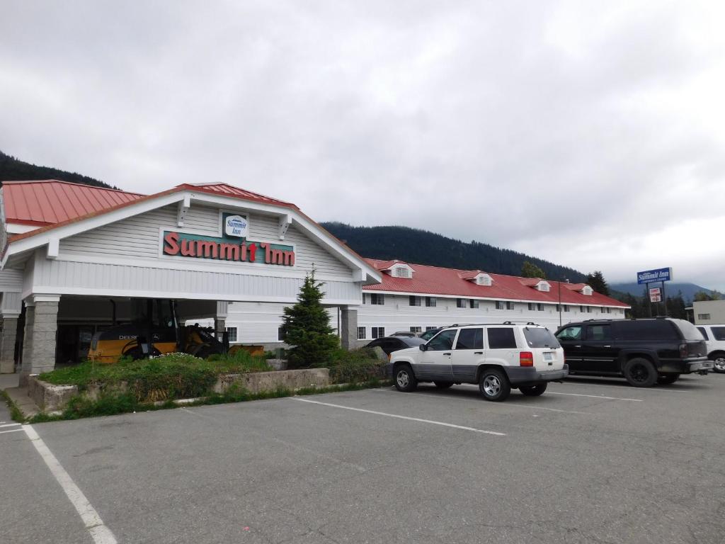 The Summit Inn (ex Howard Johnson Snoqualmie/Summit) 29/33
