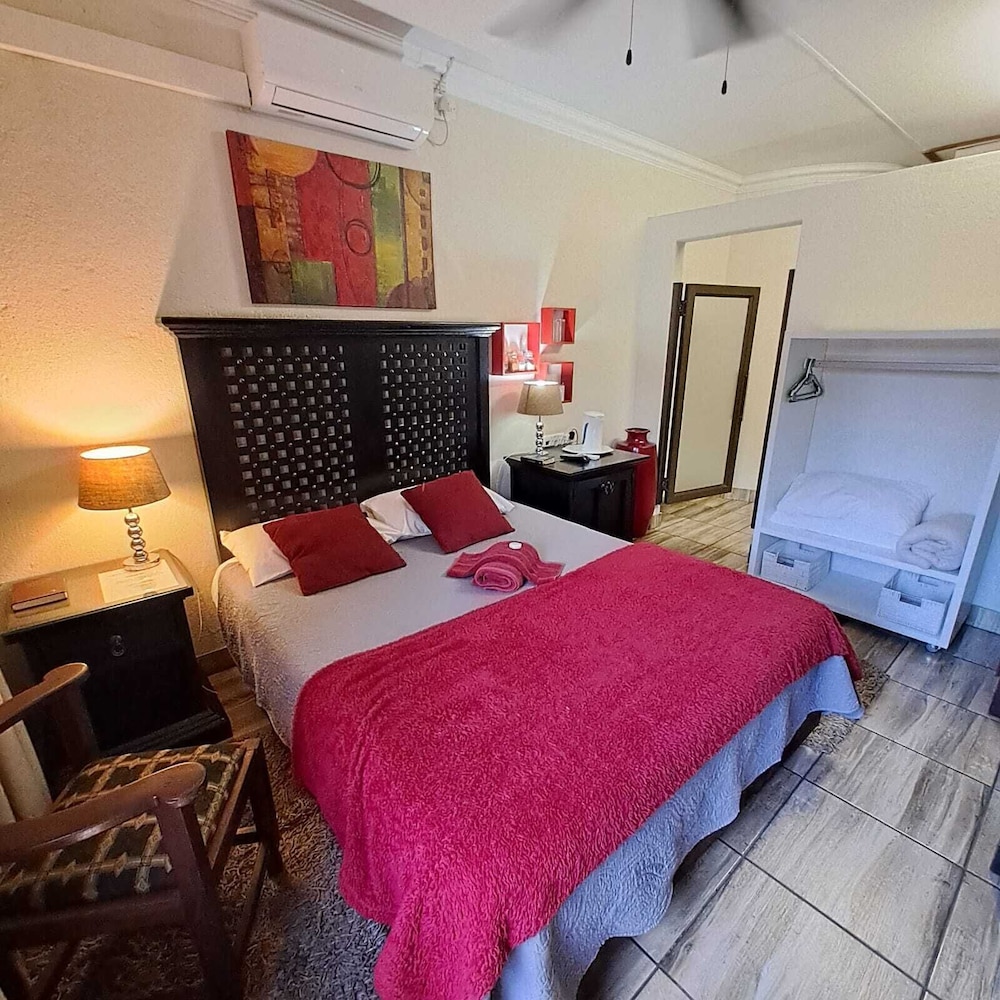 Royal Game Guest House 15/50