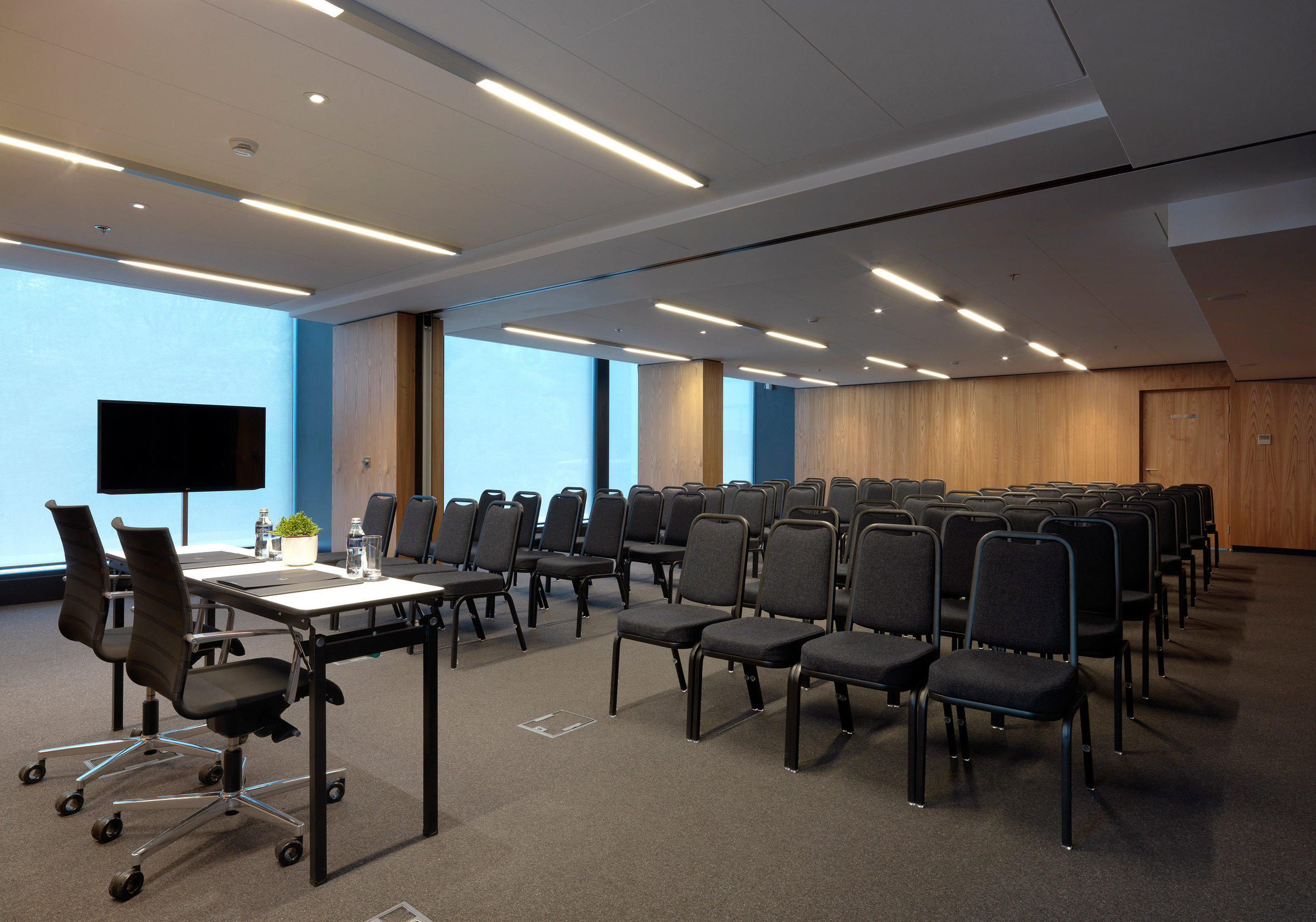 Sense Hotel Sofia, a Member of Design Hotels 48/52