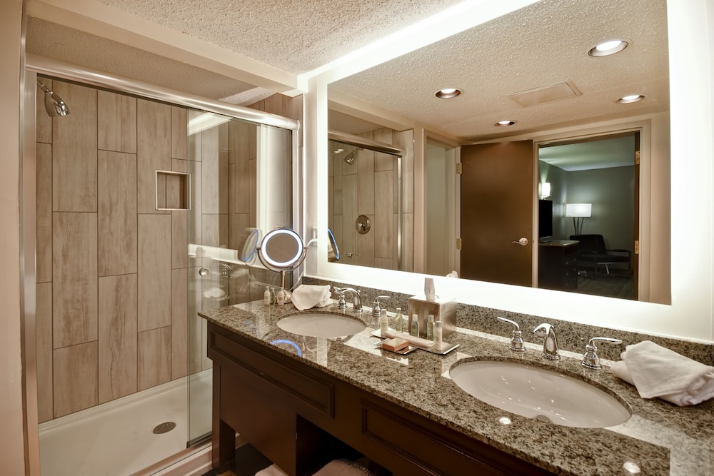DoubleTree by Hilton Augusta 48/56