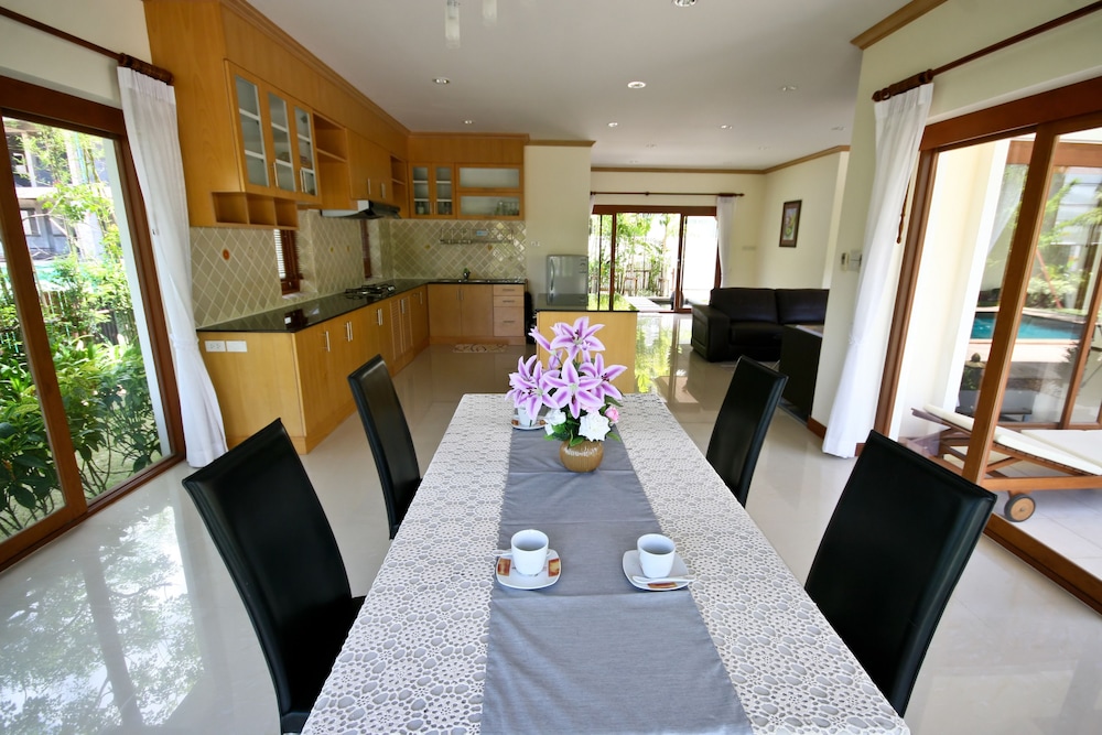 BANGTAO TROPICAL RESIDENCE RESORT & SPA 38/52