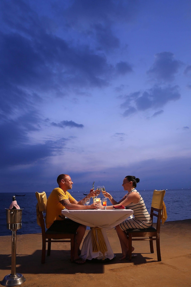 Uday Samudra Leisure Beach Hotel 42/52