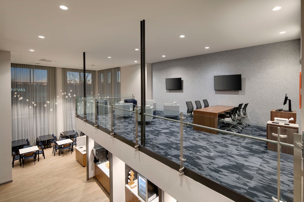 Fairfield Inn & Suites by Marriott Franklin Cool Springs 20/34