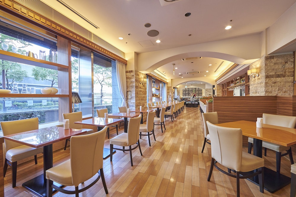 Hearton Hotel NishiUmeda 56/70