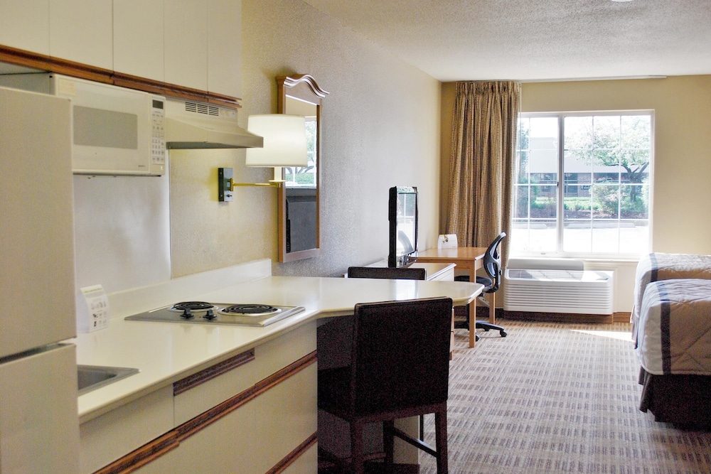 Extended Stay America - Chicago - Schaumburg -Convention Ctr 34/54