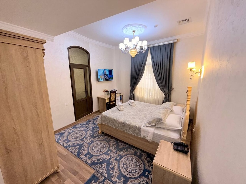 1 Bedroom, Family, Triple, 3 Beds