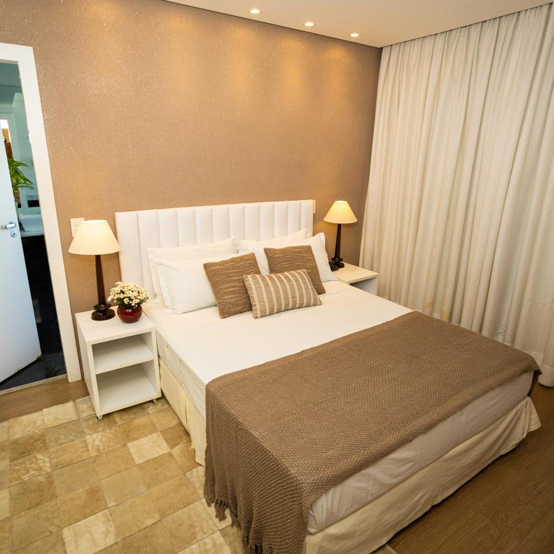 Alfa Hotel 12/50