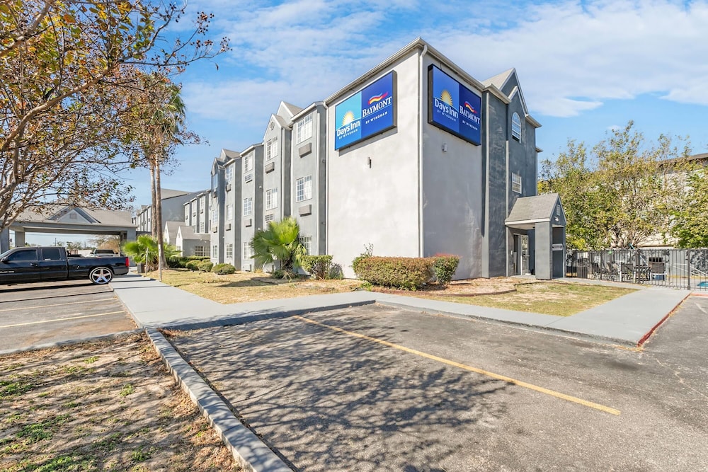 Baymont by Wyndham San Antonio Downtown 32/40