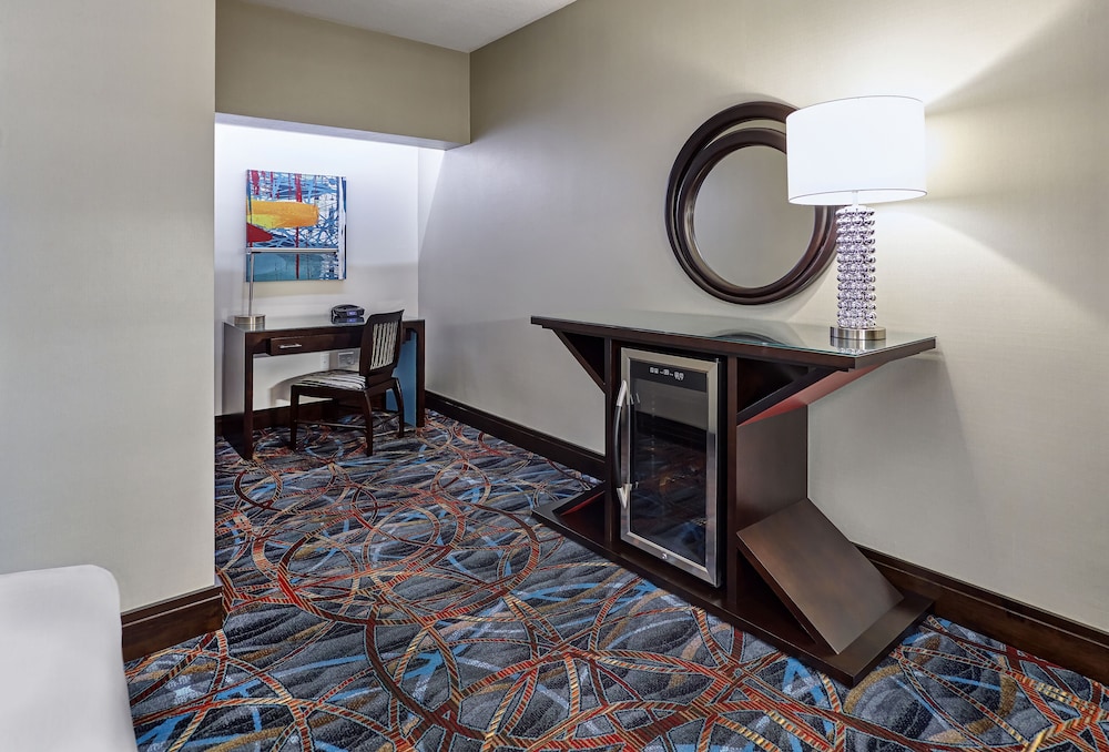 Mystic Lake Casino Hotel 48/62